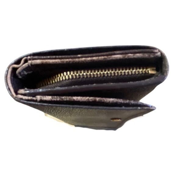 LV original wallet needs repair or repurpose please see pictures for condition - Picture 6 of 10